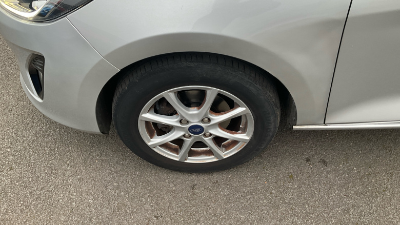 Ford Fiesta 1.1 Zetec 5dr Petrol Hatchback